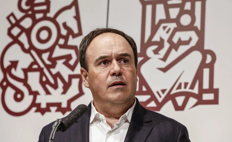 Pérez Llorca recibe un requerimiento judicial en Les Corts a horas de ser investido como president: las víctimas sí estarán y Mazón también