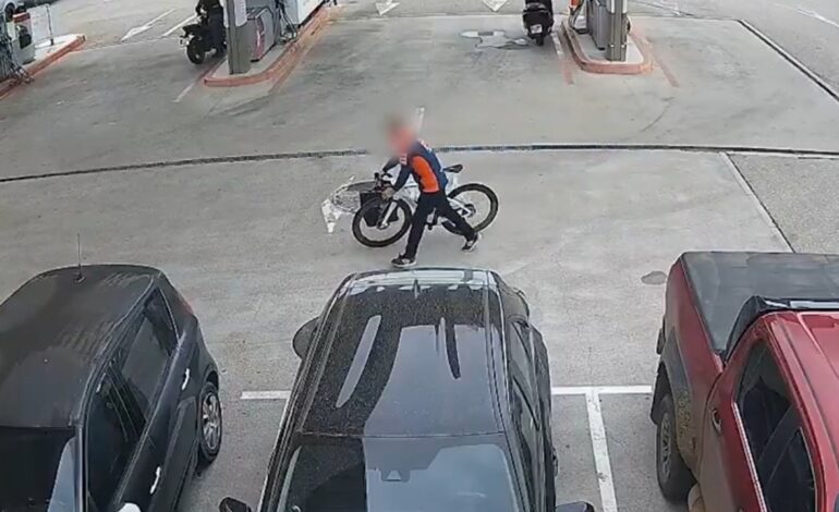 el ladrón iba vestido de KTM durante un permiso penitenciario