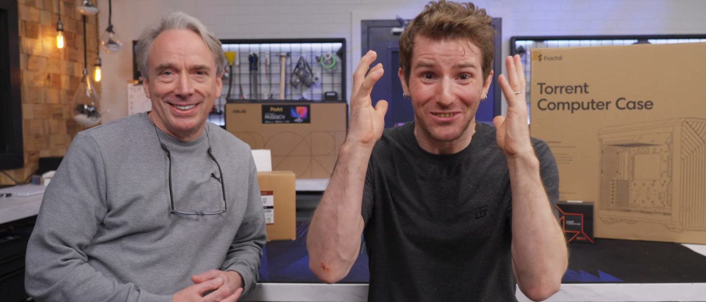 Linus le monta un PC a Torvaldsy el resultado es épico