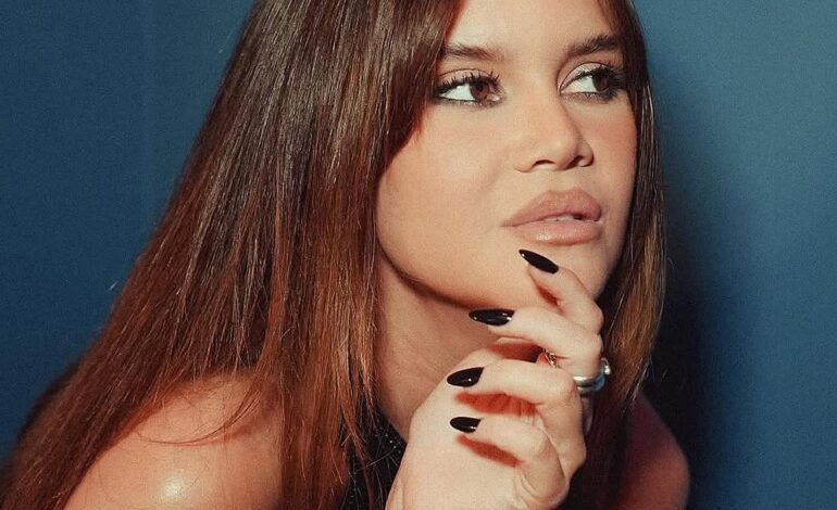 Estos son los colores de uñas que los expertos recomiendan llevar en Navidad: los tonos tendencia más elegantes