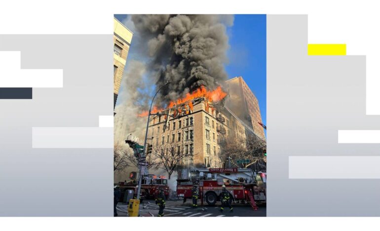 Al menos 13 heridos en un grave incendio en un edificio residencial en Nueva York