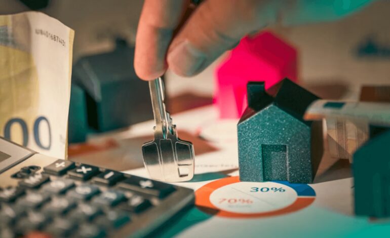 Consumo avisa de subidas de hasta 4.600 euros por la renovación de contratos