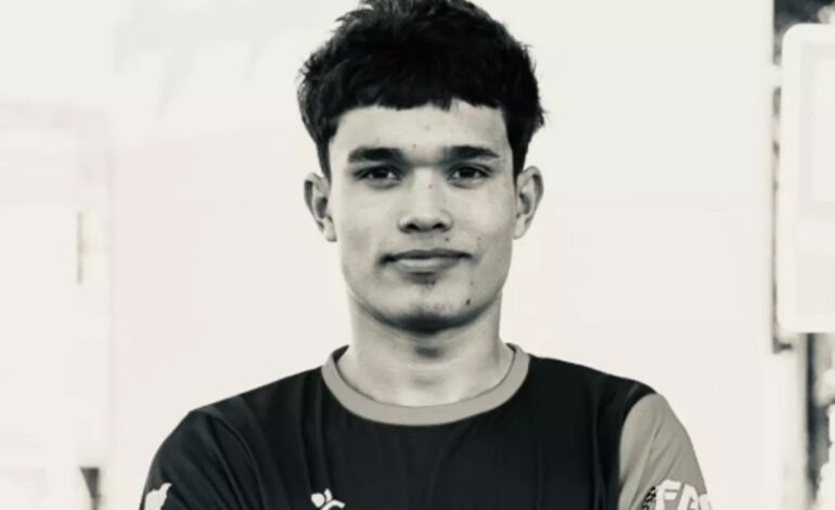 Muere el piloto de 17 años Enzo Badenas en un accidente entrenando en Castellón