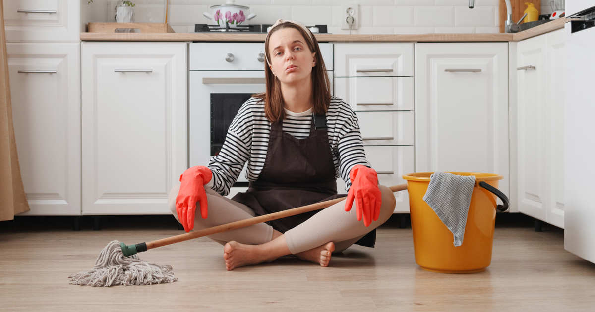 Probablemente necesitaba un abrazo, pero en lugar de eso terminé limpiando toda la casa