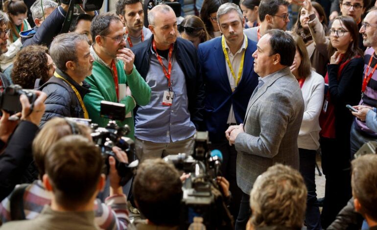 Pérez Llorca nombra un Consell continuista y retira la portavocía a Camarero, que sigue como vicepresidenta