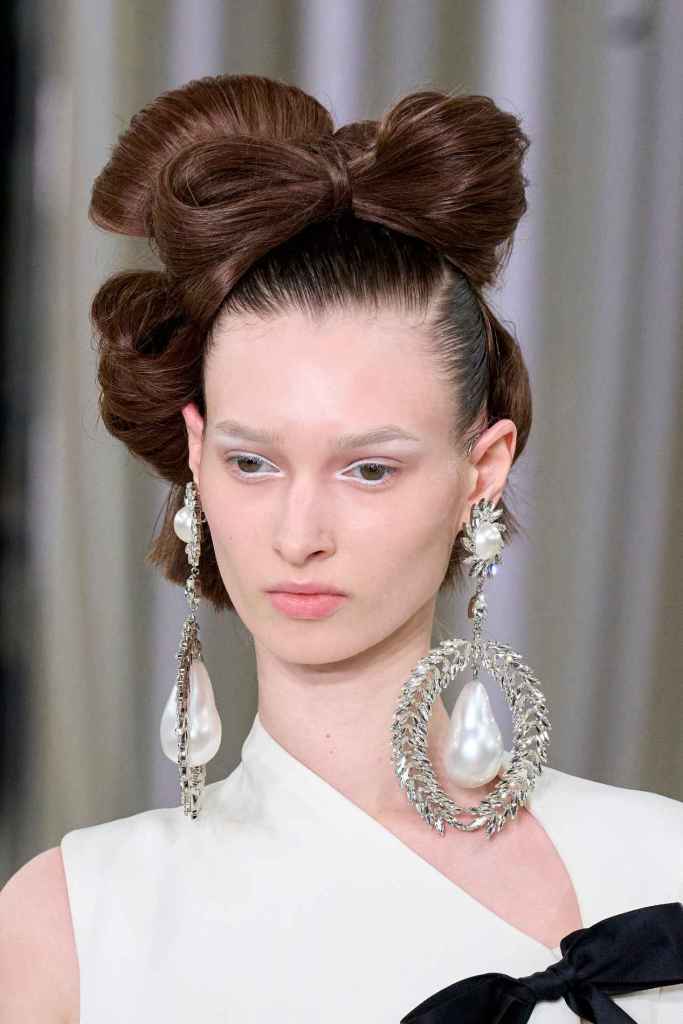 El delineador de ojos blanco puede ser nuestro gran aliado para hacer que nuestros ojos parezcan más grandes