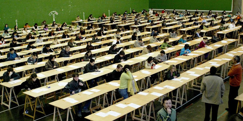 El empleo público refuerza su peso en el mercado laboral frente a la empresa privada