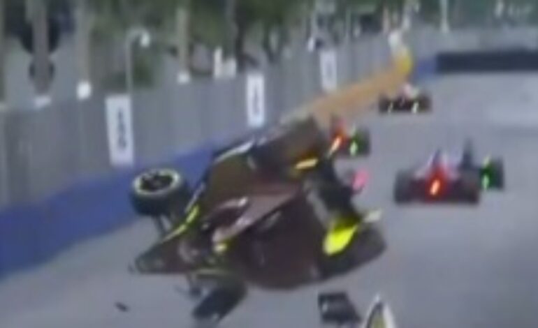 ¡Pelos de punta! El escalofriante accidente del español Pepe Martí en su debut en Fórmula E