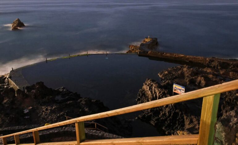 Ascienden a 4 los muertos por el golpe de mar al sur de Tenerife