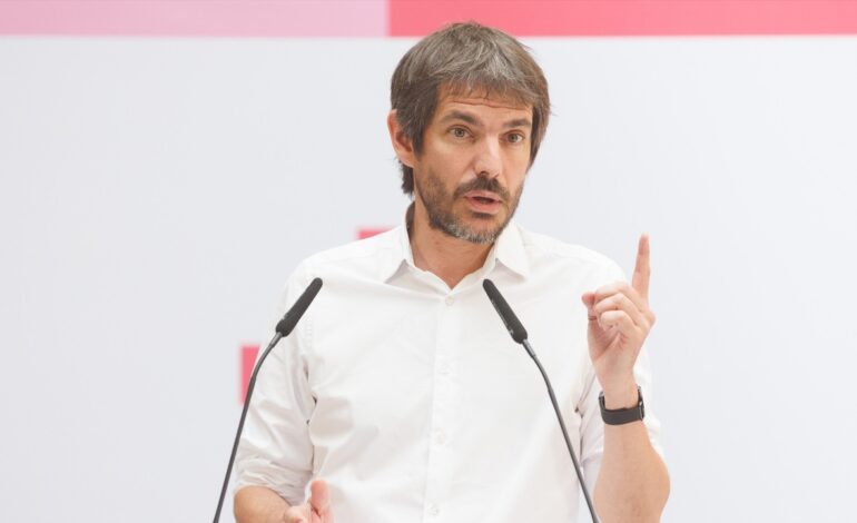 Sumar llama «osado» a Pedro Sánchez por no hacer cambios en el Gobierno