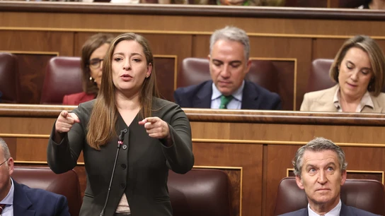 La portavoz del PP en el Congreso, Ester Muñoz, durante una sesión de control al Gobierno