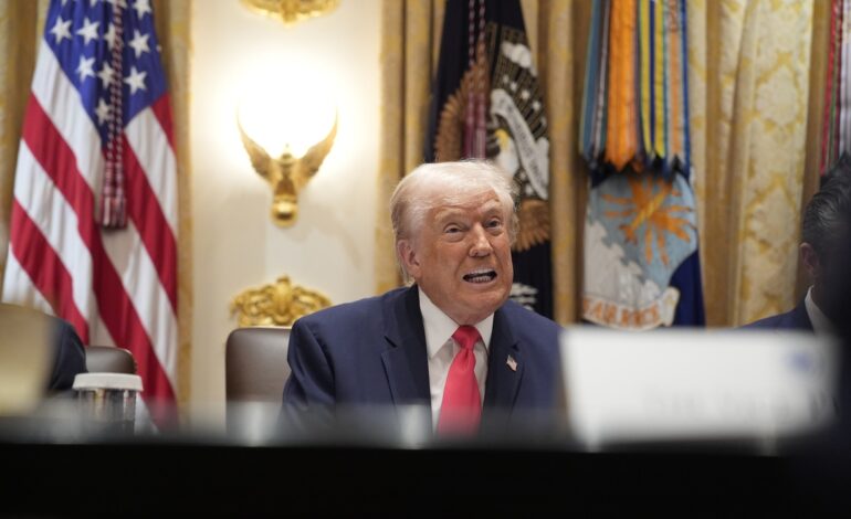 Trump dice que los ataques a Venezuela «por tierra» empezarán «muy pronto» y abre la puerta a una ofensiva contra Colombia