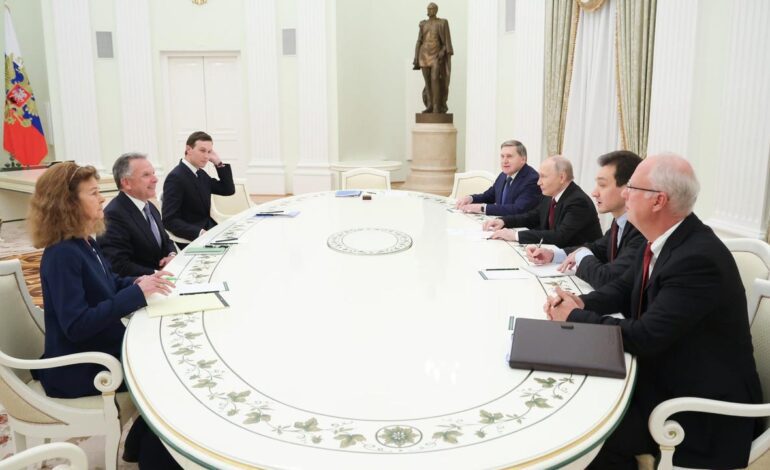 Putin y Witkoff concluyen una reunión de casi cinco horas sin avances que el Kremlin define como «útil, constructiva y significativa»