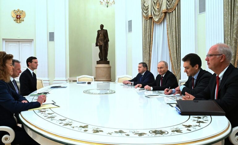 Guerra Rusia-Ucrania, en directo | Concluye la reunión entre Putin y Witkoff tras más de cuatro horas en el Kremlin