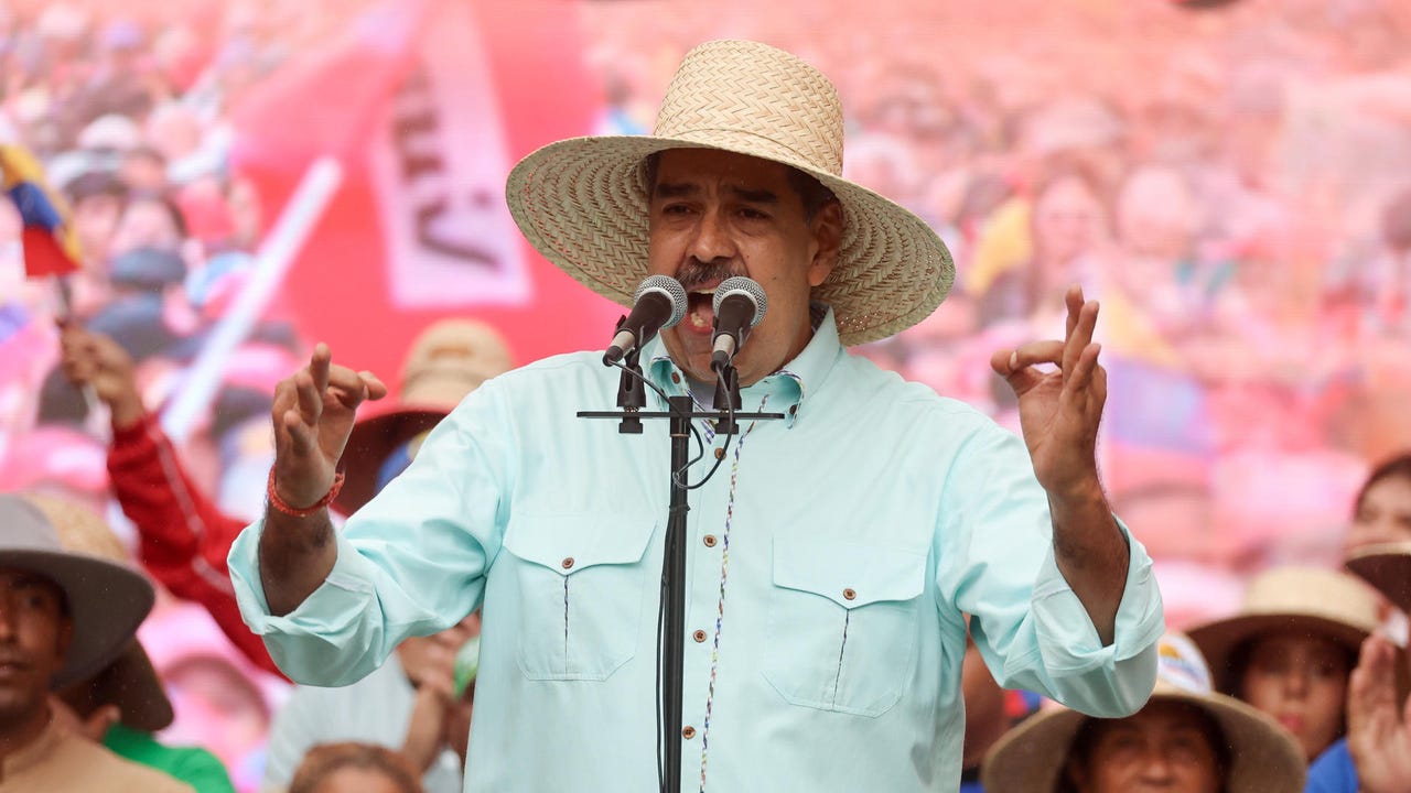 Nicolás Maduro califica a María Corina Machado de «nazi fascista criminal» tras recibir el premio Nobel de la Paz