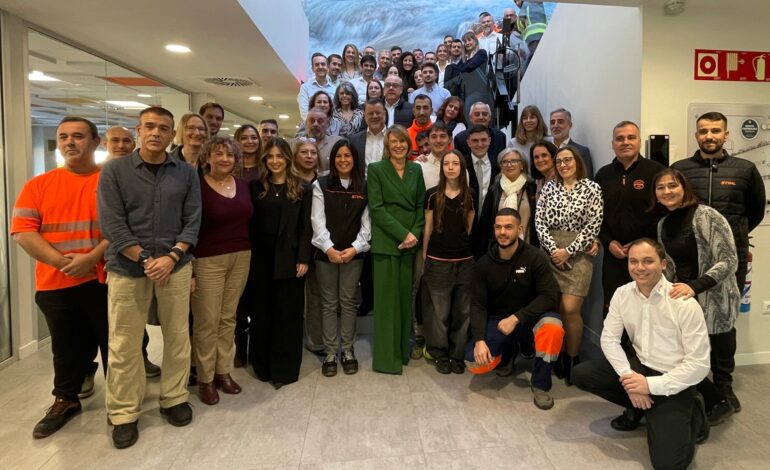 La primera dama alemana, Elke Büdenbender, visita Sthil España