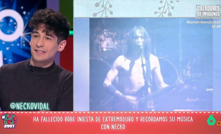 El recuerdo de Necko Vidal a Robe Iniesta, en vídeo: "Es un eslabón de la música española y va a ser bastante recordado"