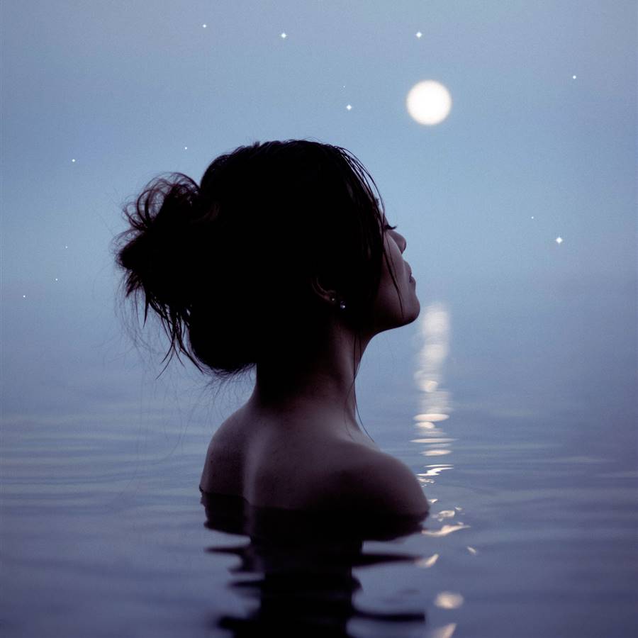 Rituales de cuidado personal según la fase lunar