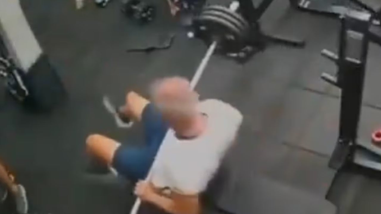 Muere en el gimnasio usando la técnica del ‘agarre suicida’ en press de banca