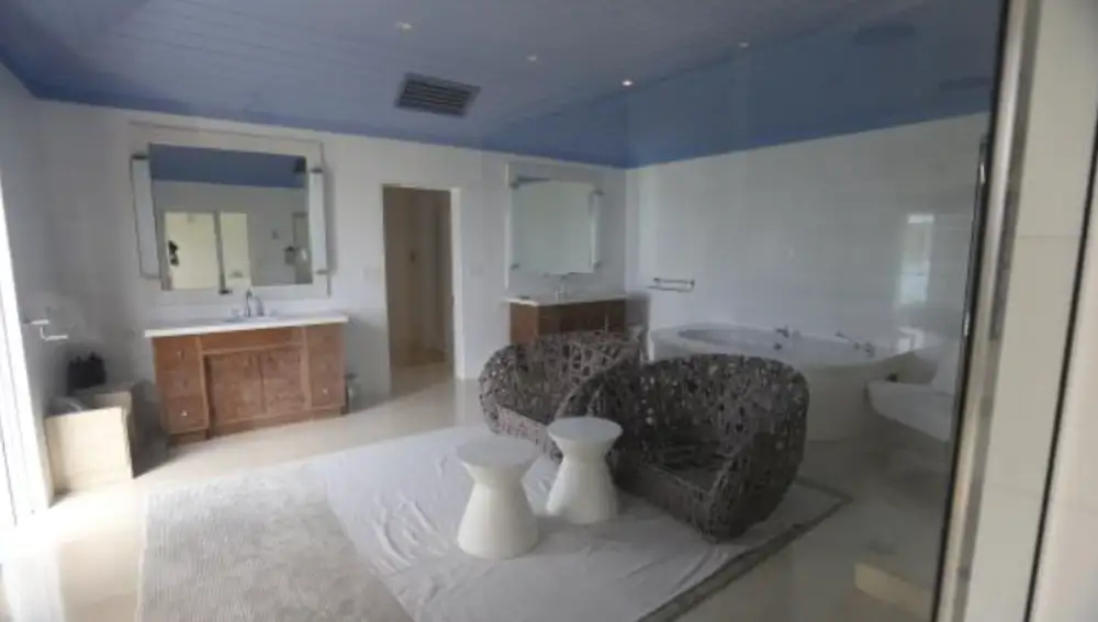 Salón de la mansión Epstein