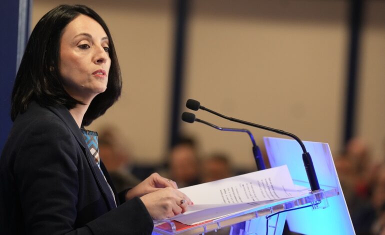 El PSOE convoca a las responsables de Igualdad este viernes en Ferraz ante la indignación de sus militantes por los casos de acoso