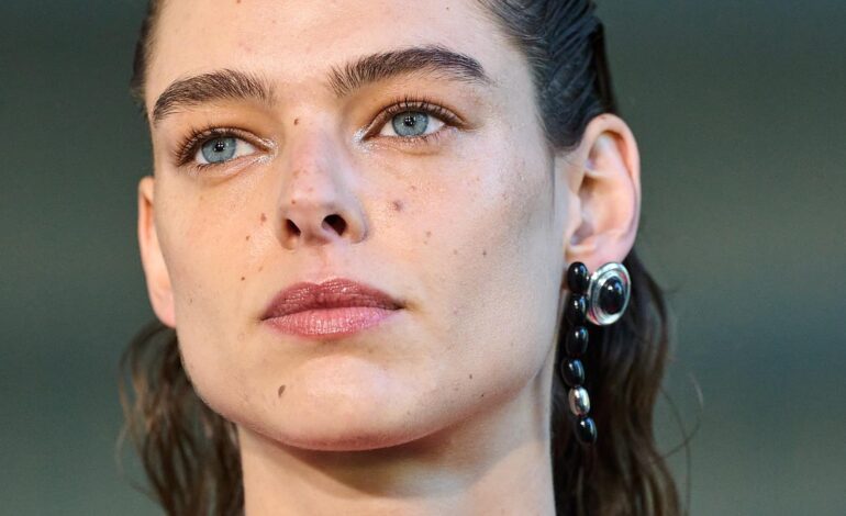 Los mejores sérums de vitamina C para iluminar la piel por las mañanas