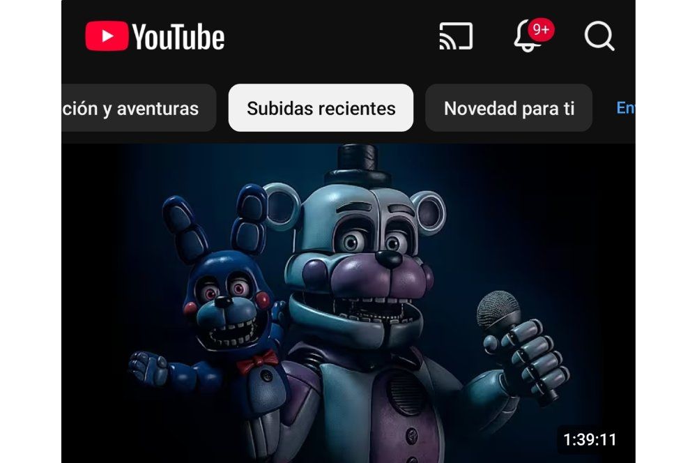 Captura de pantalla de la interfaz de la aplicación móvil de YouTube que muestra filtros de contenido