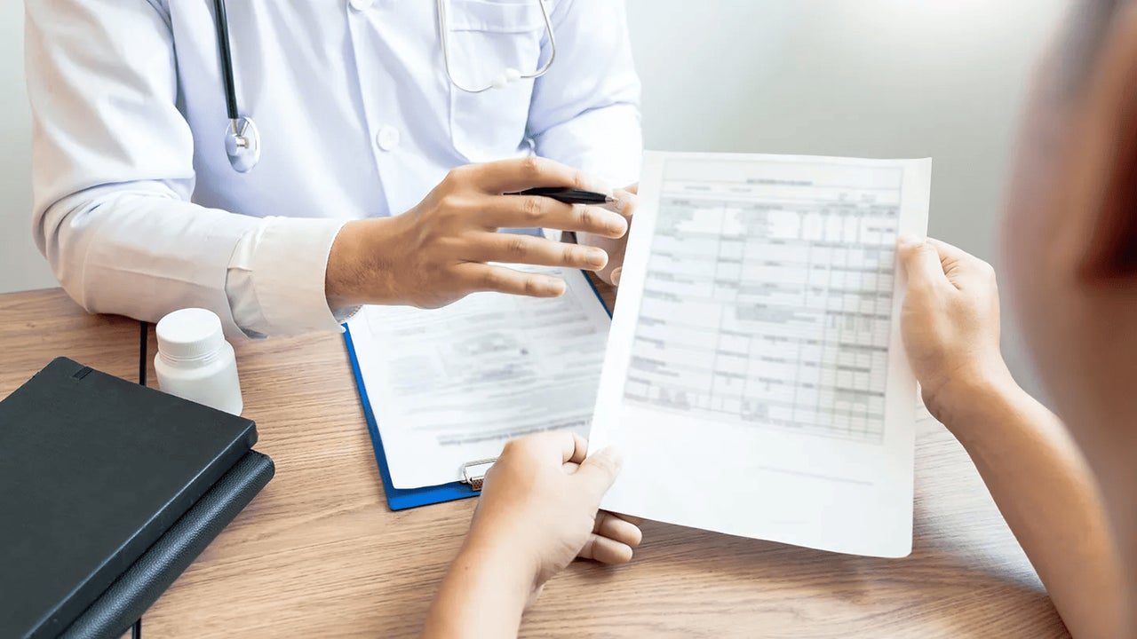 ¿Es legal acudir acompañado a la citación del tribunal médico? Esta es la recomendación de los expertos