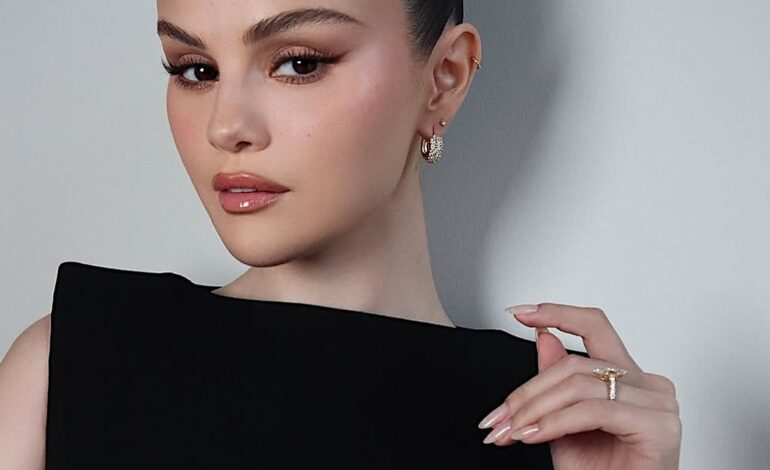 El truco para hacerte la manicura baby boomer más elegante en casa