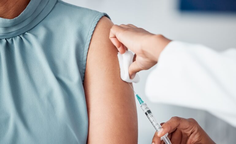 Galicia pone en marcha un ensayo clínico sobre la vacuna contra el virus respiratorio sincitial en mayores