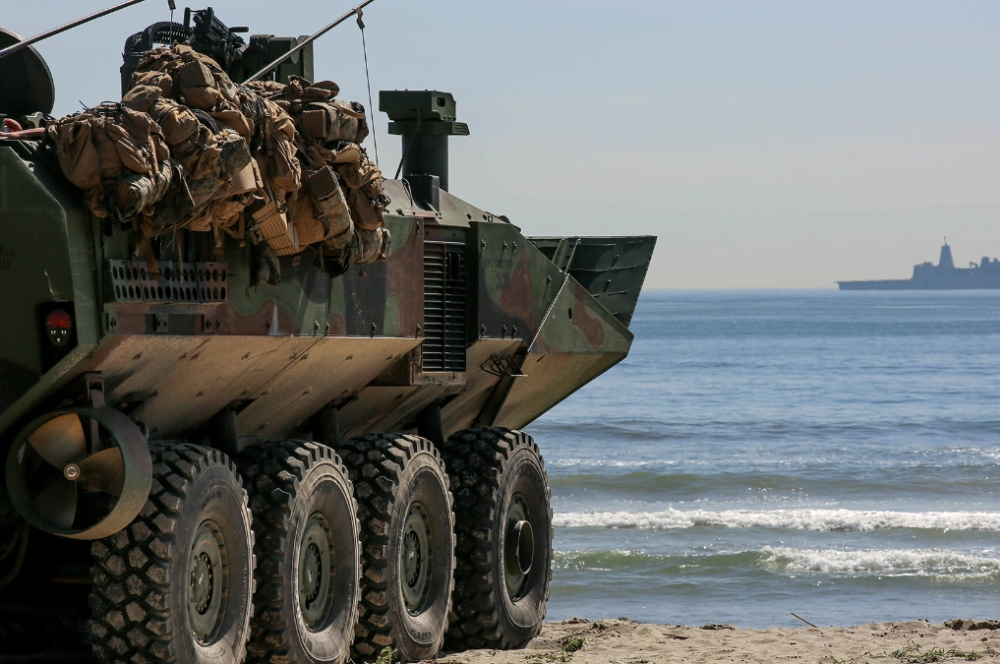 Vehículo de combate anfibio (ACV)