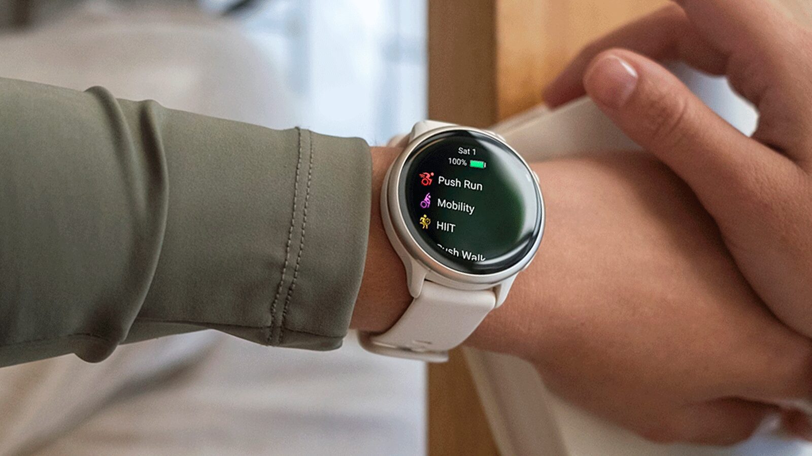 Este smartwatch Garmin con panel AMOLED y una batería de hasta 21 días está a uno de sus precios más bajos en Amazon