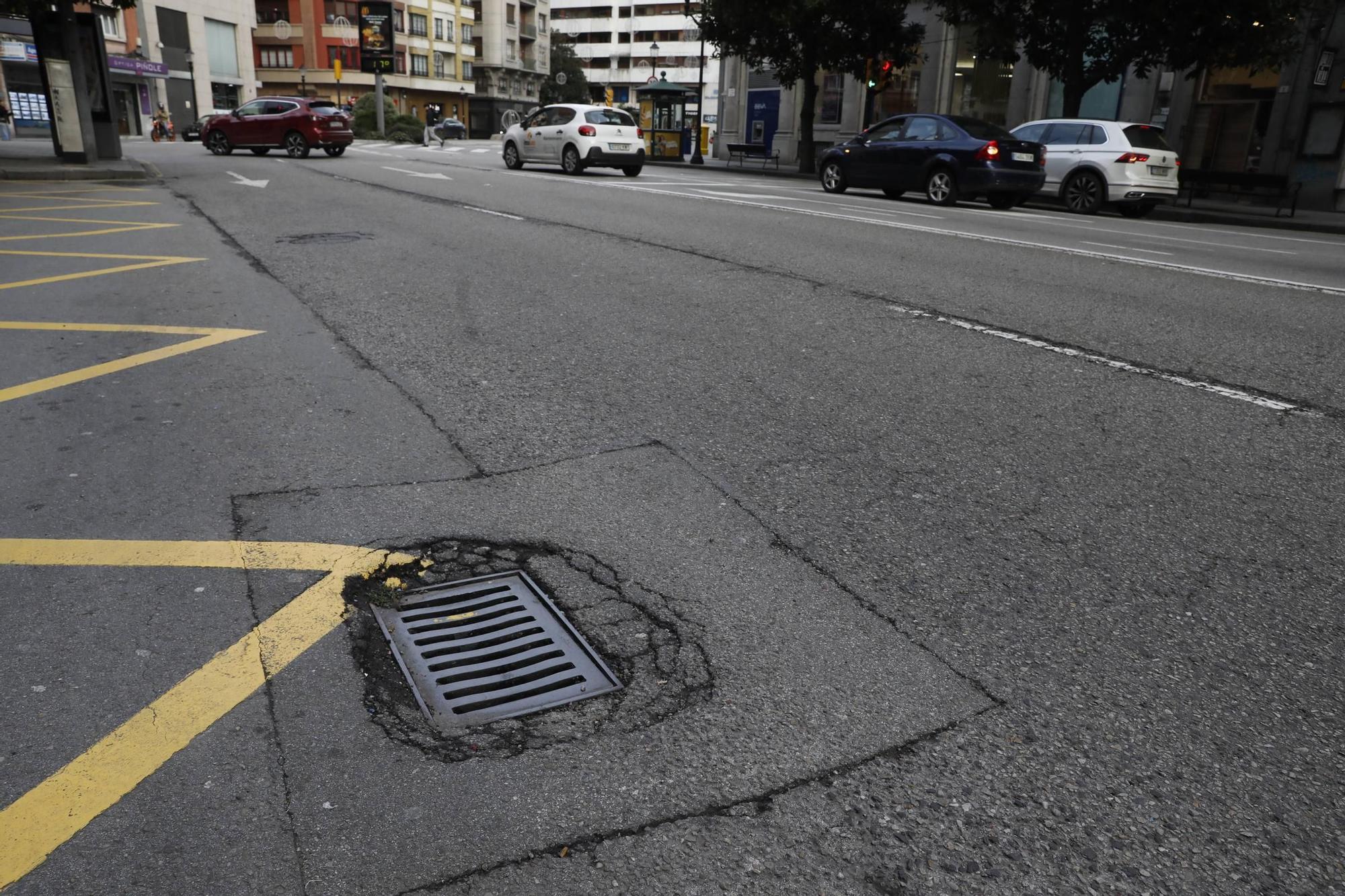 Hundimiento en el pavimento provoca obras en el entorno del barrio gijonés del Carmen: cuánto durarán las obras y a qué calles afectarán (en imágenes)