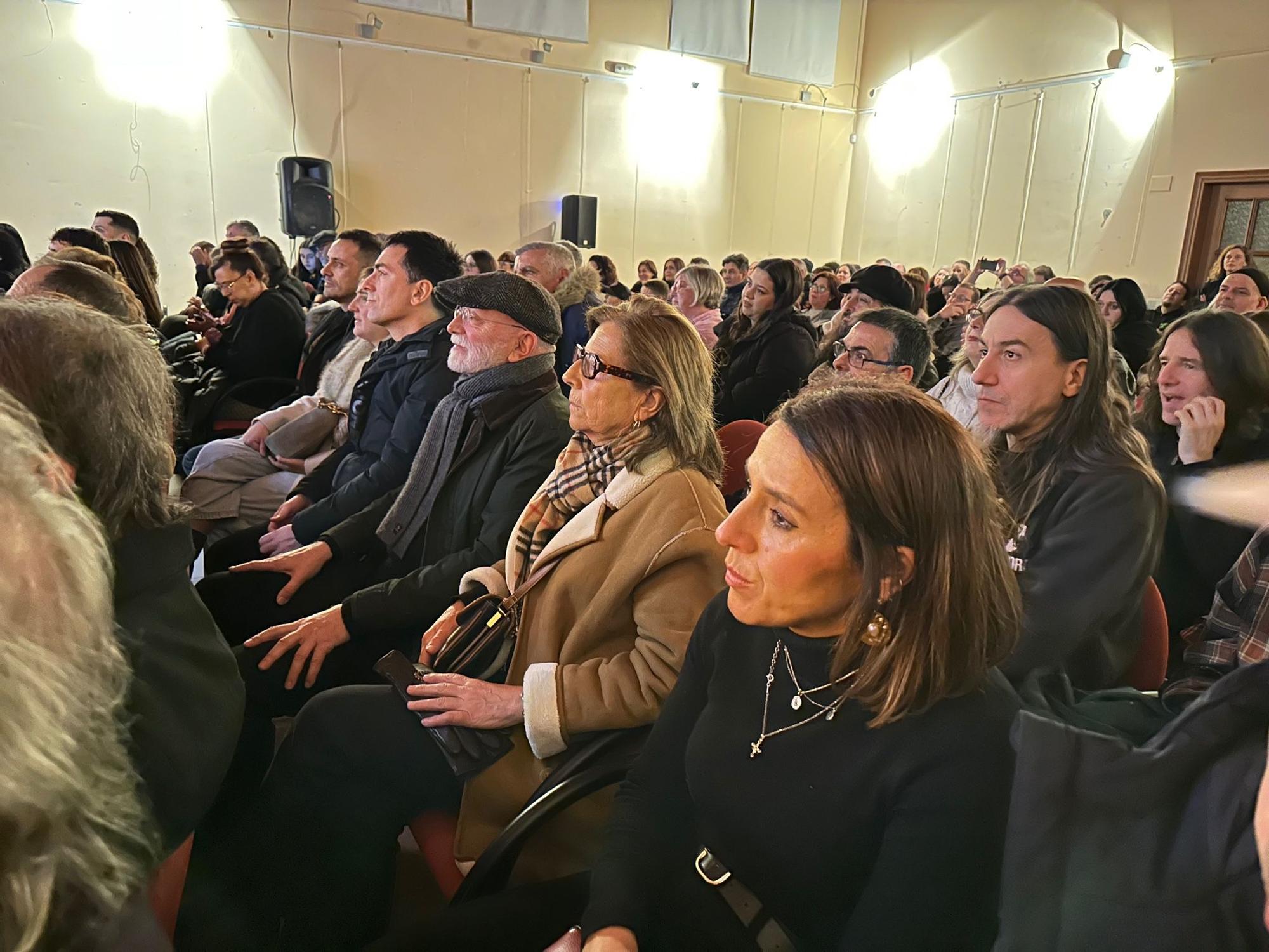 EN IMÁGENES: La presentación del documental que habla desde lo íntimo del Festival Unirock de Puerto de Vega