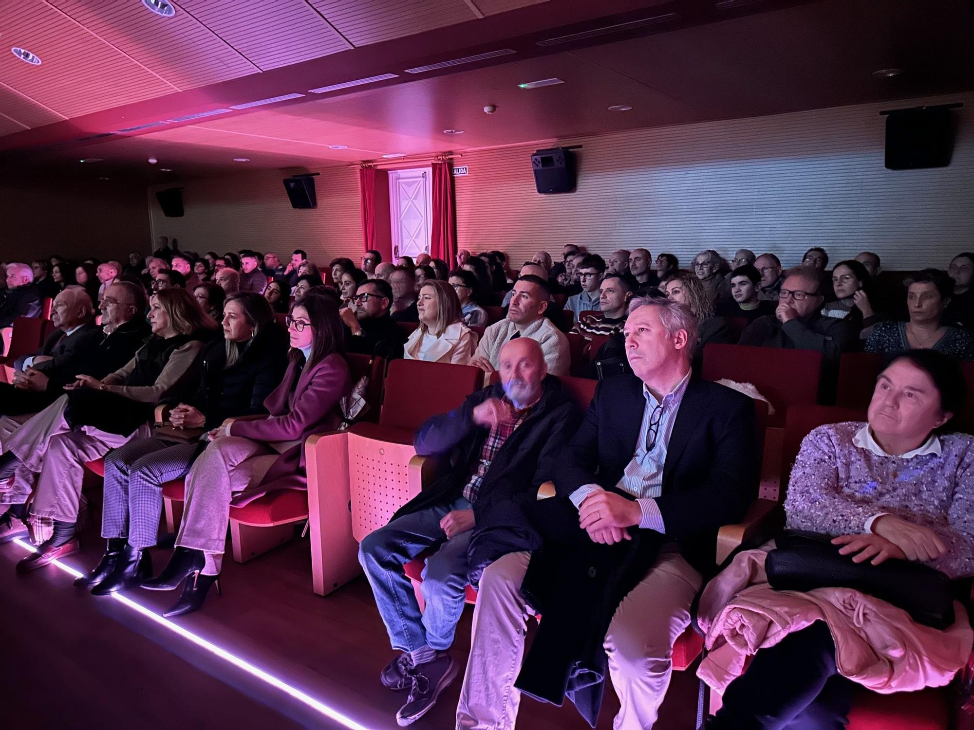 La Gala del Deporte de Navia, un aplauso al esfuerzo y la determinación