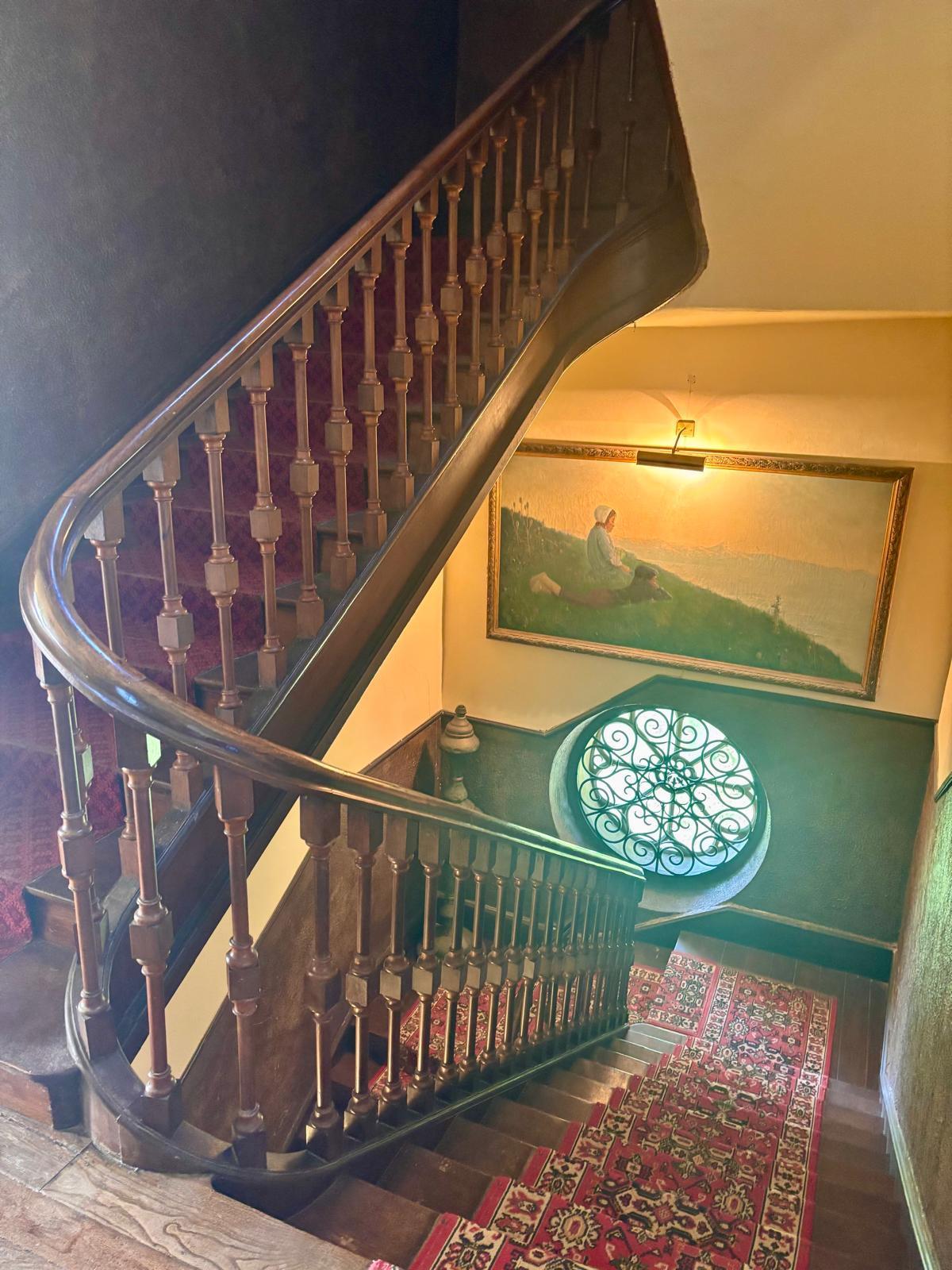 Detalle de la escalera de La Casona.