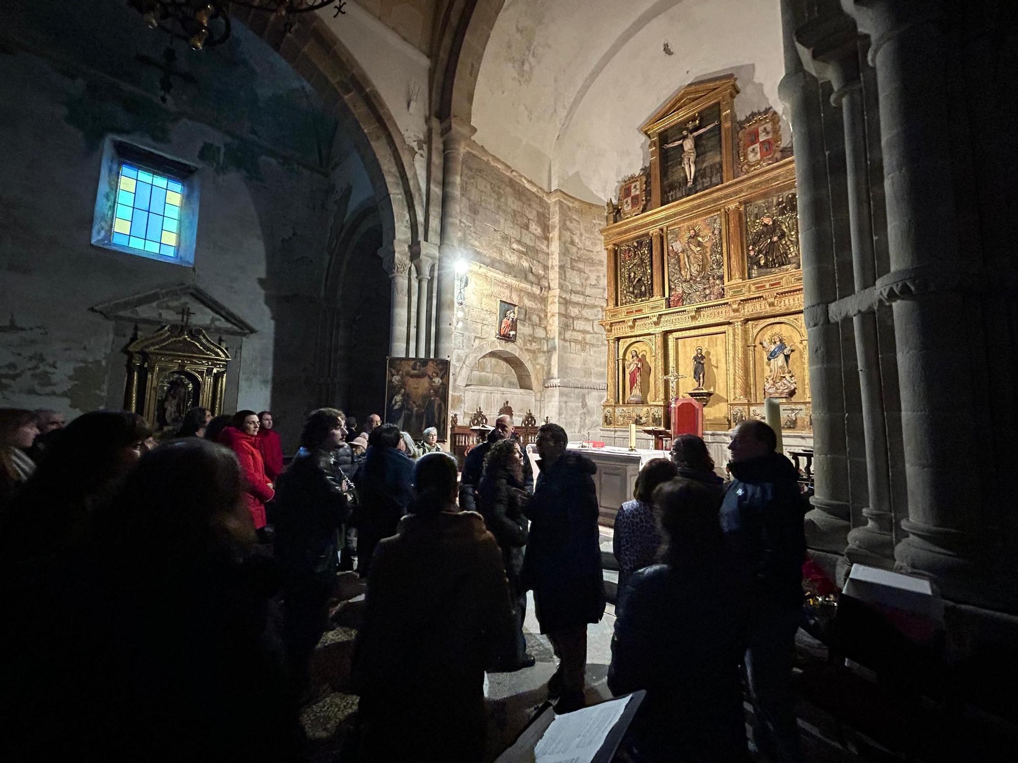 EN FOTOS: El monasterio de San Salvador de Cornellana acoge una nueva jornada de visitas guiadas