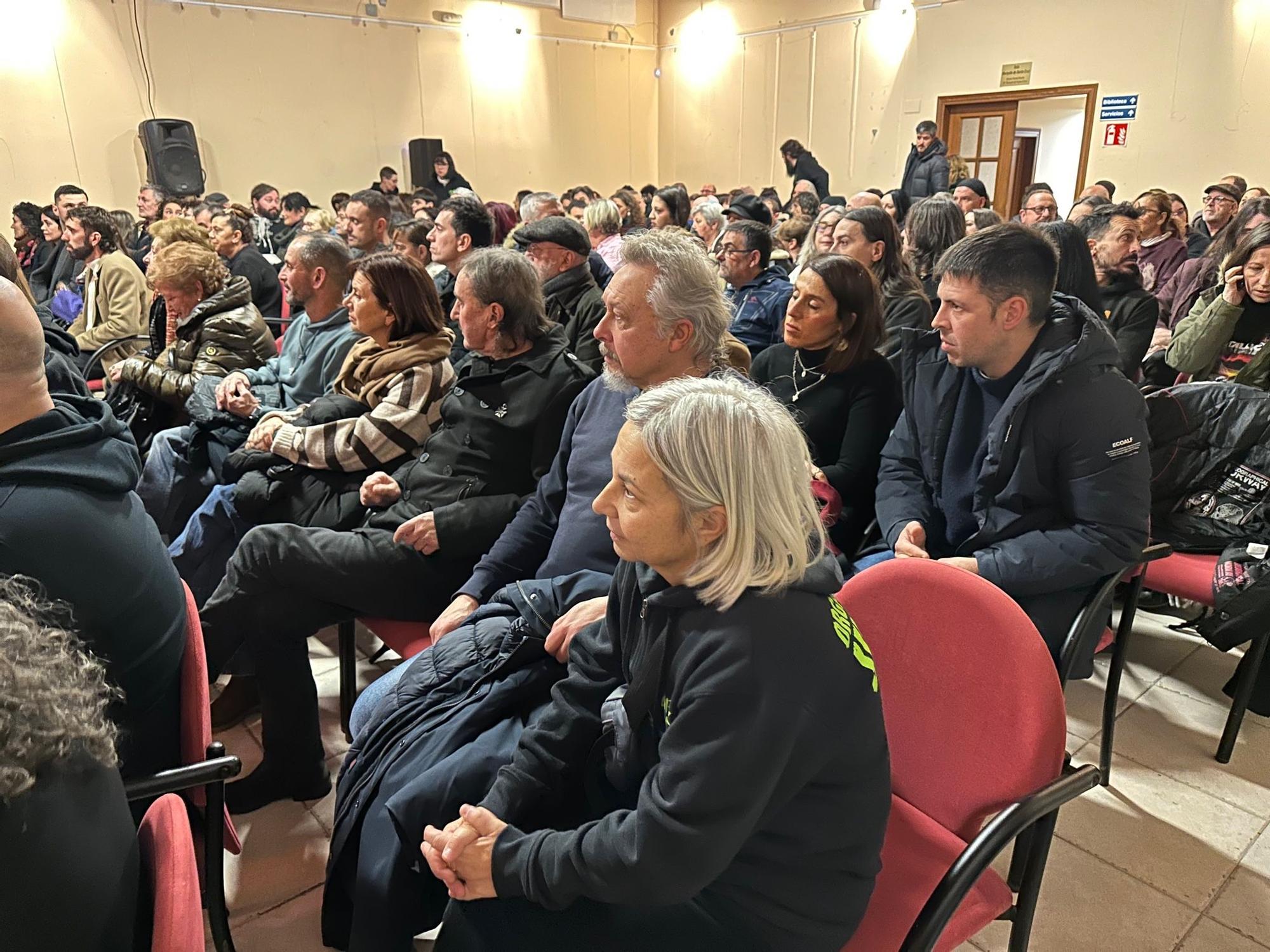 EN IMÁGENES: La presentación del documental que habla desde lo íntimo del Festival Unirock de Puerto de Vega