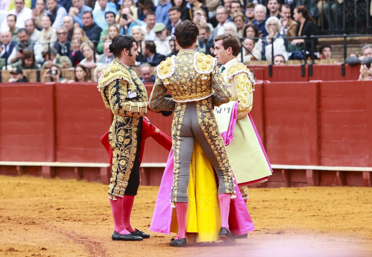 Toreros en Sevilla celebración de San Miguel