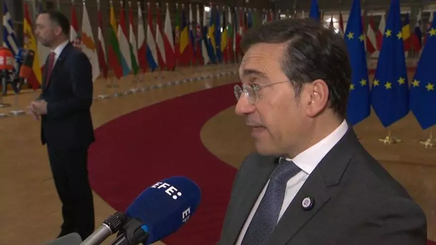 Albares valora la "pasos positivos" de Delcy Rodríguez, con la liberación de presos políticos