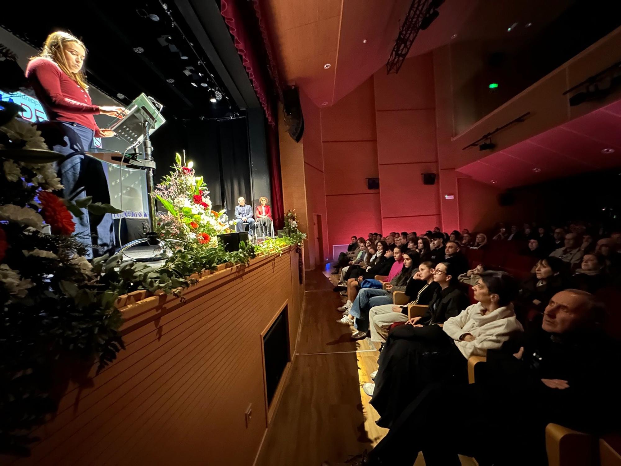 La Gala del Deporte de Navia, un aplauso al esfuerzo y la determinación
