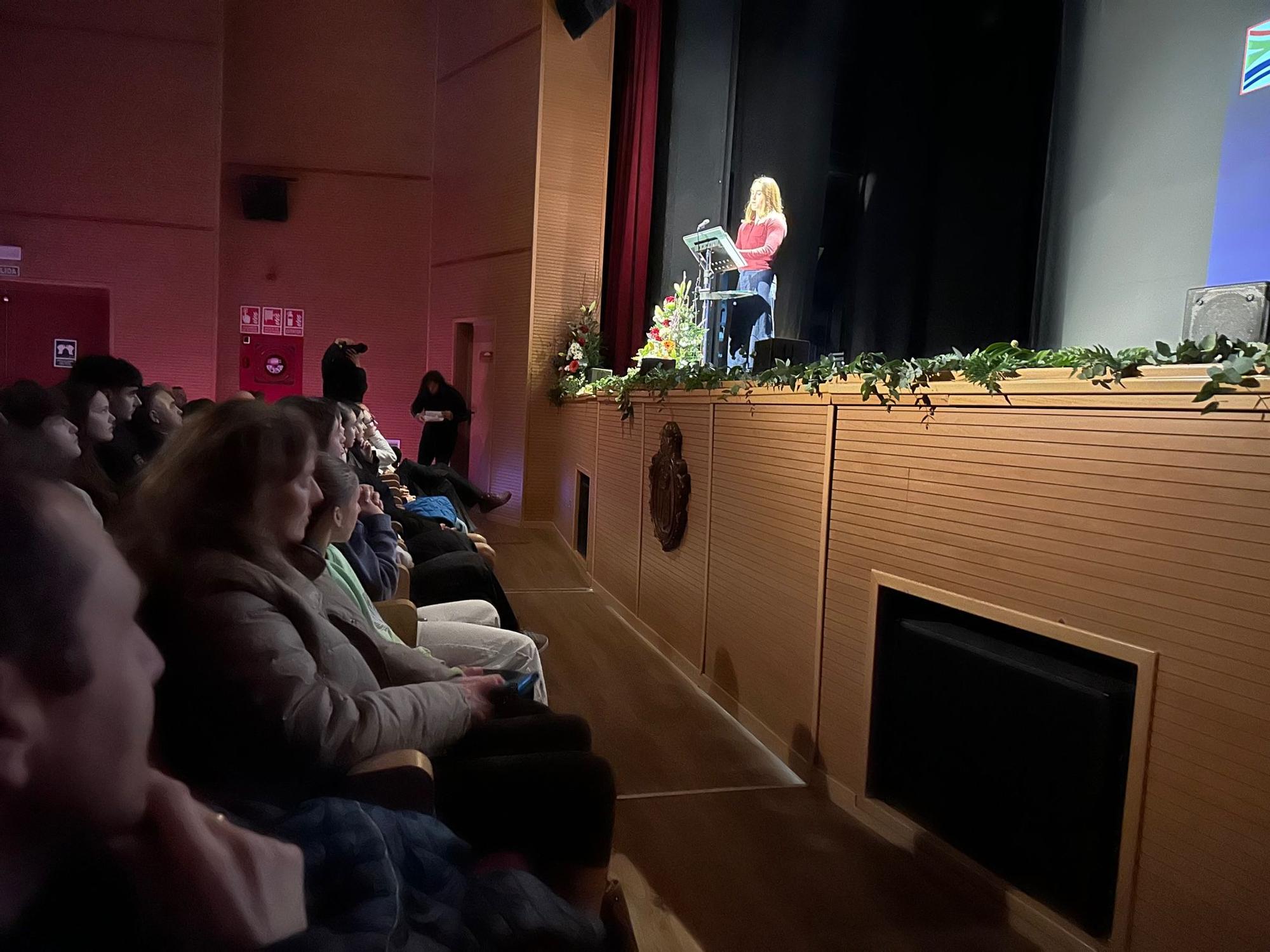 La Gala del Deporte de Navia, un aplauso al esfuerzo y la determinación