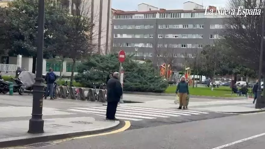 VIDEO: Vecinos de El Llano valoran la renovación de los pasos peatonales de la Avenida Schulz