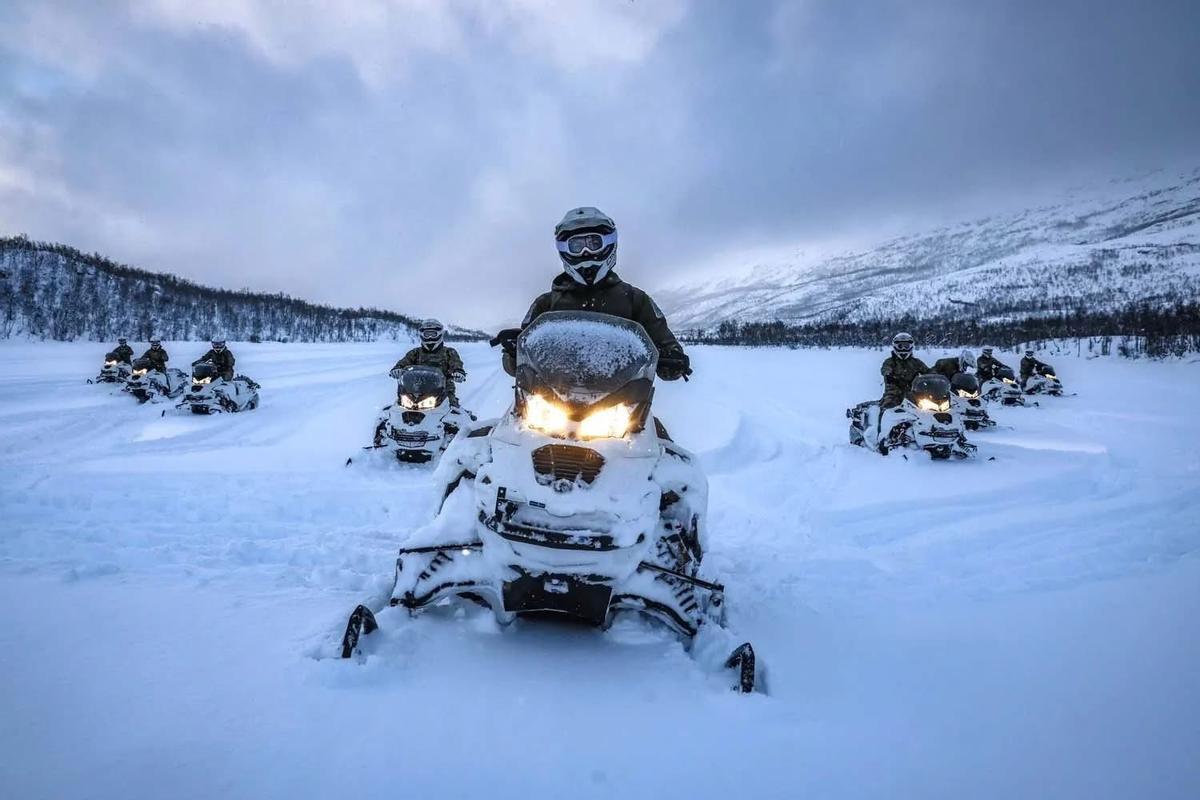 Fuerzas británicas y noruegas se entrenan en el Ártico escandinavo el pasado día de Año Nuevo.