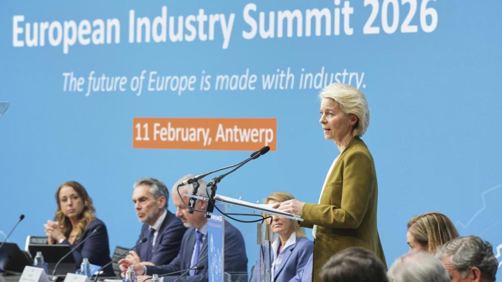 La presidenta Ursula von der Leyen, durante su discurso de este miércoles en un foro industrial en Amberes