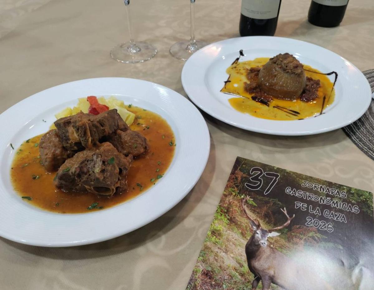 Jabalí con patatinos.