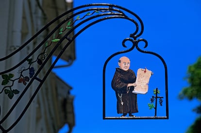 Hautvillers y las numerosas referencias al monje Dom Pérignon.