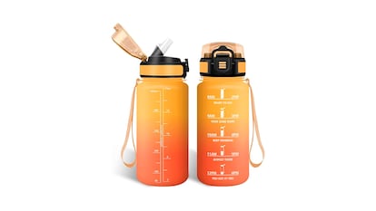 Botella de agua para niños sobre fondo blanco.