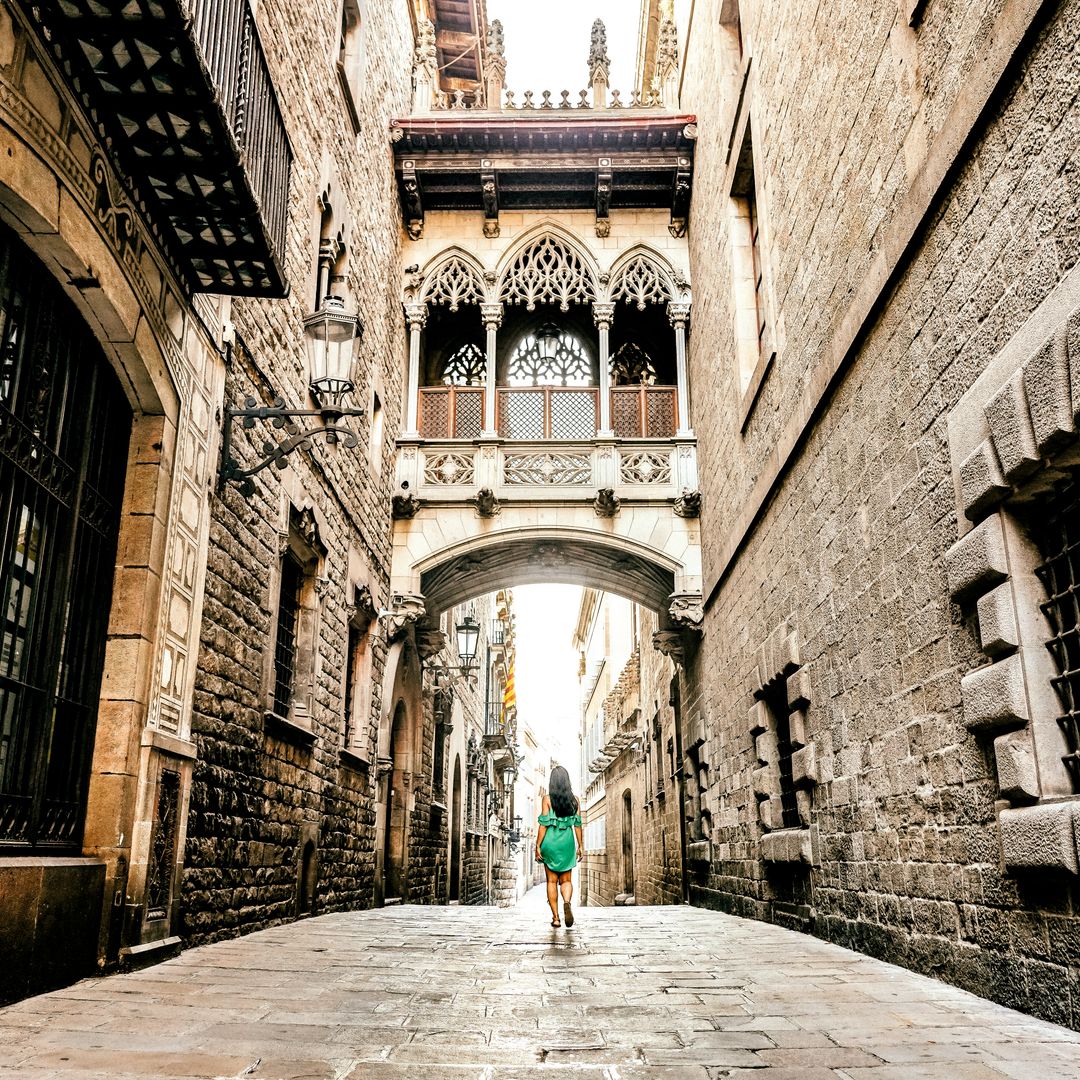 HOLA BARCELONA Martina Klein