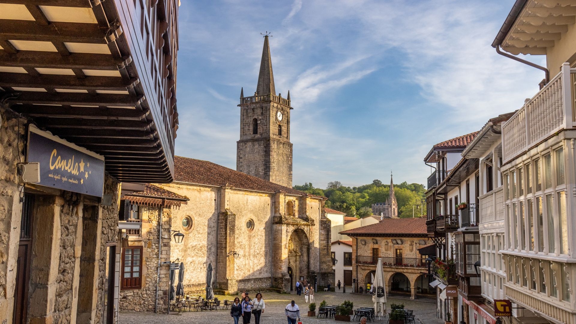 Plaza de Comillas, Cantabria